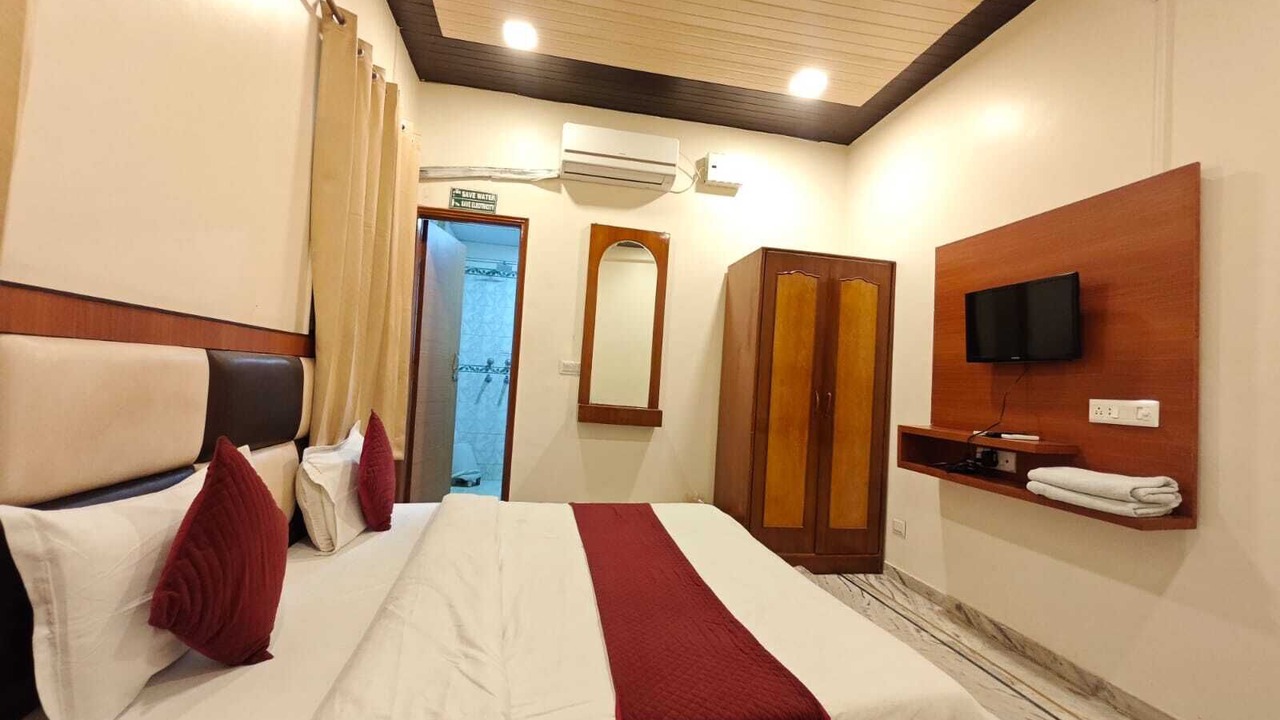Photo of Bedroom in Sindhi Camp