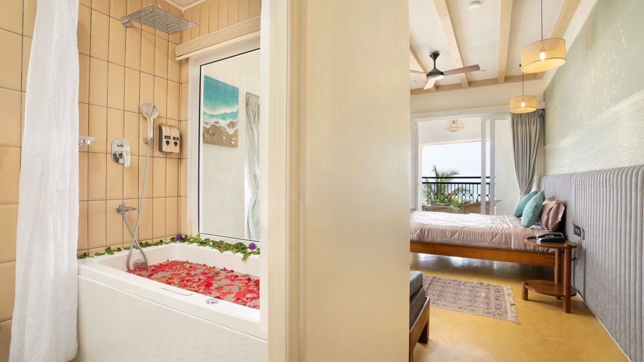 Photo of Bathroom in White Town