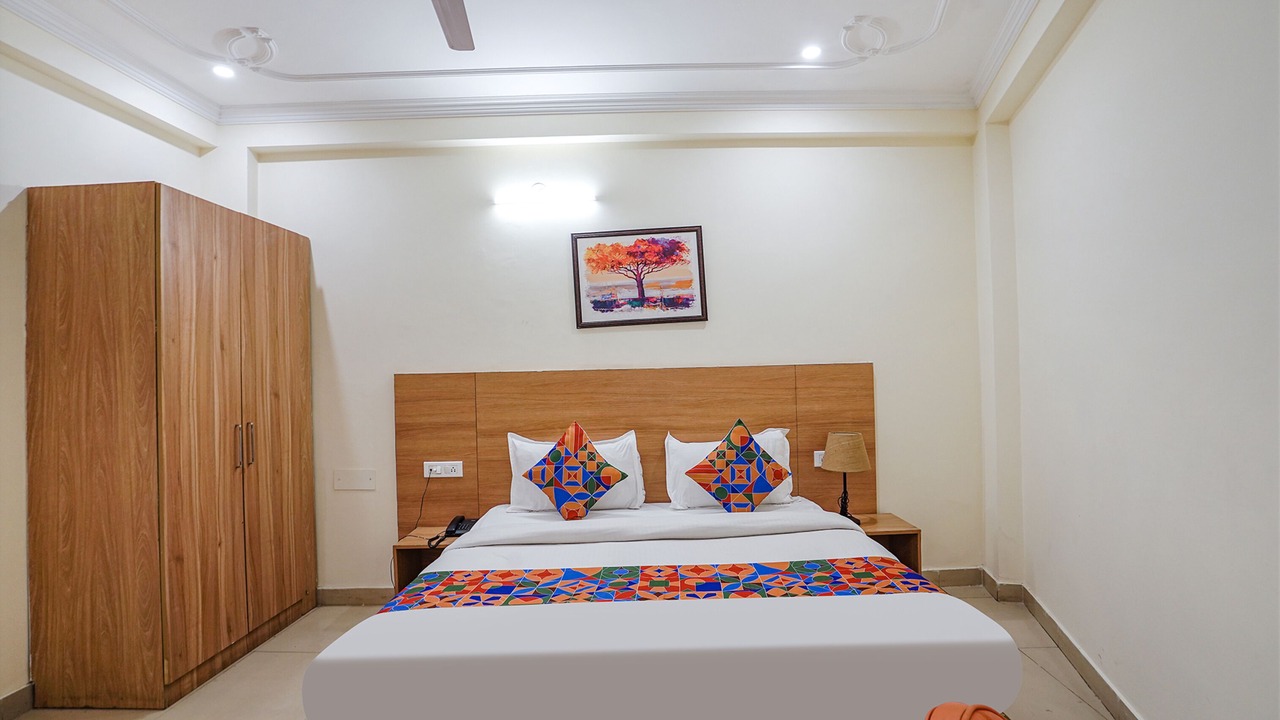 Photo of Bedroom in Sector 62