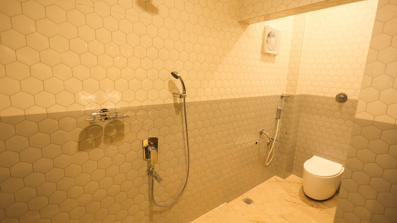 Photo of Bathroom in Tiruvannamalai