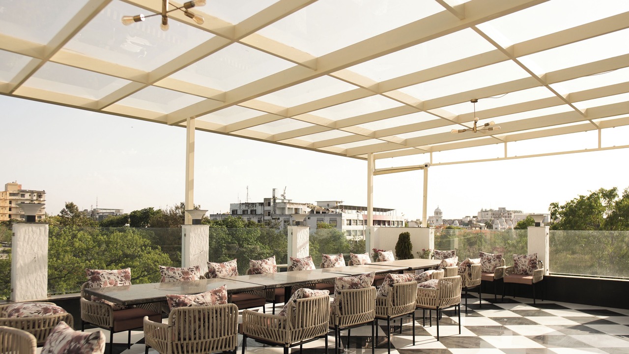 Photo of Patio Balcony in Palasia