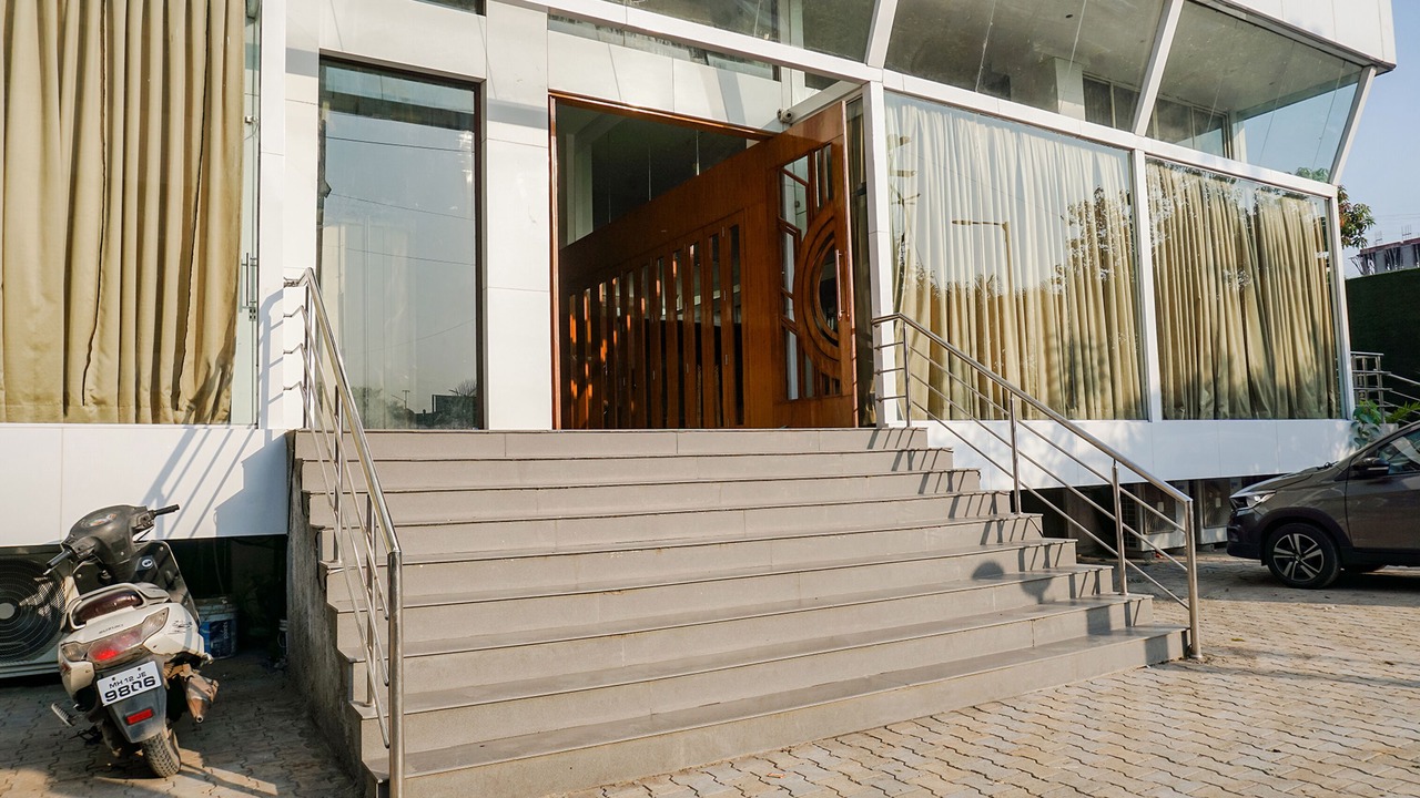 Photo of Outdoor in Thane West