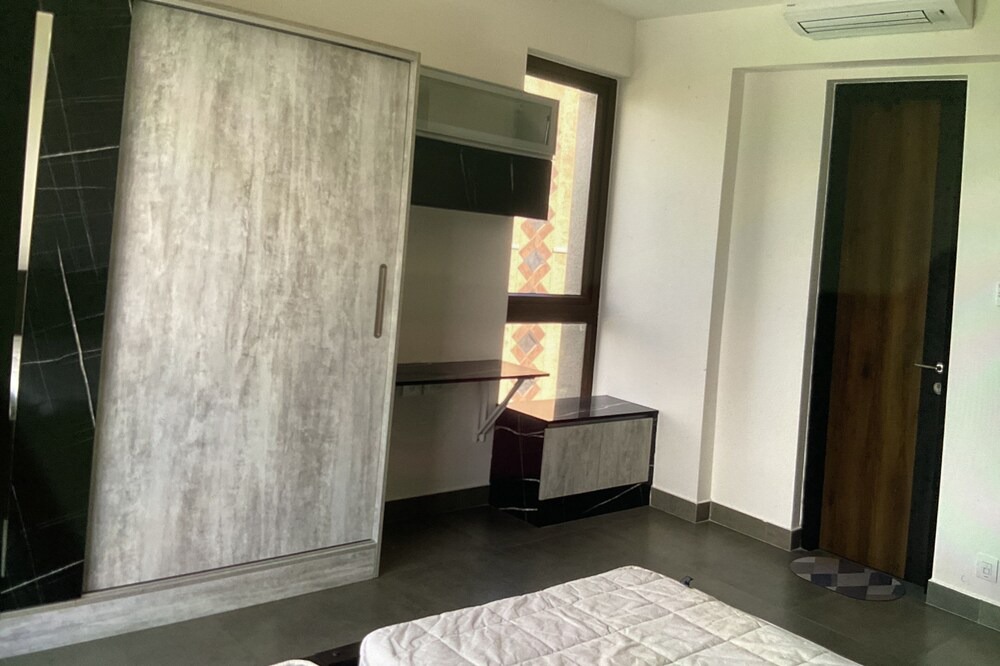 Photo of Bedroom in Mylapore Tiruvallikk