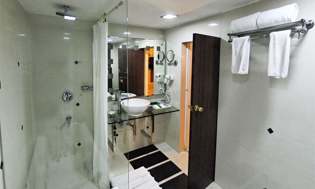 Photo of Bathroom in Vadapalani