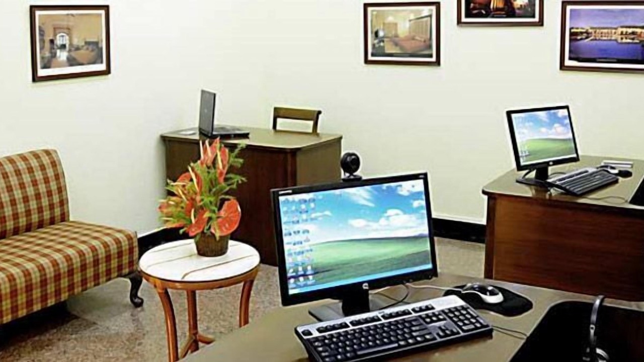 Photo of Others in Brein