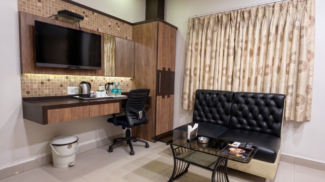 Photo of Bedroom in Malda