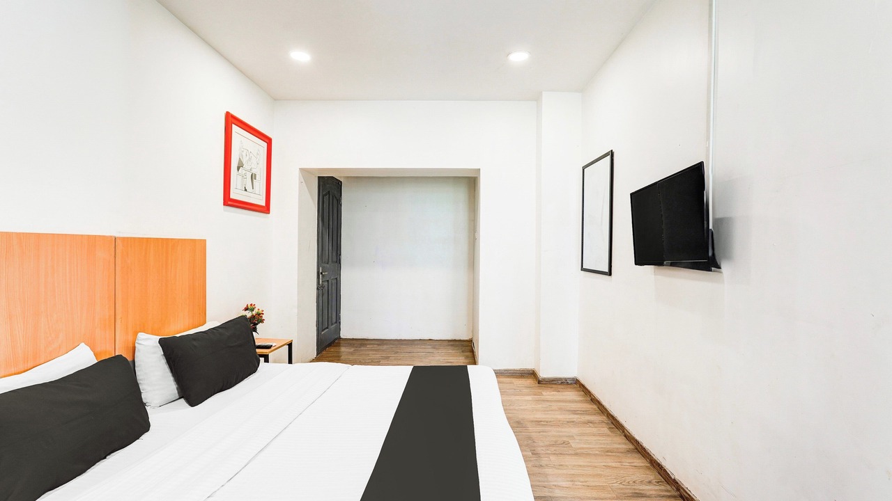 Photo of Bedroom in Perungudi