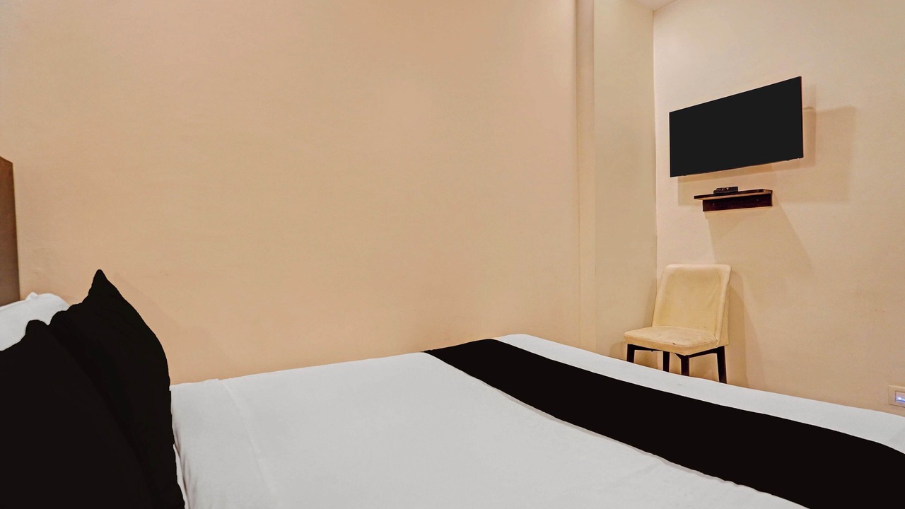Photo of Bedroom in Civil Lines