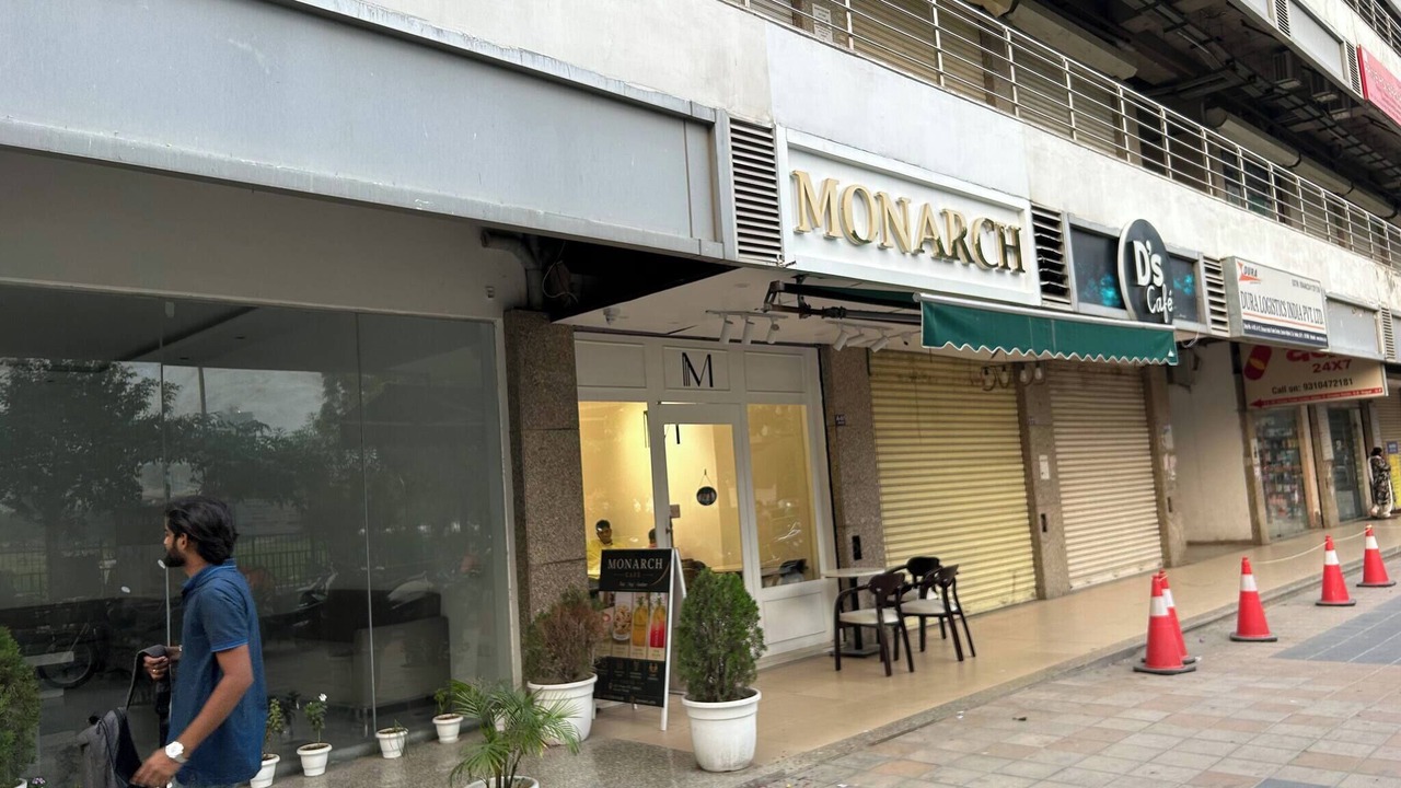 Photo of Patio Balcony in Greater Noida