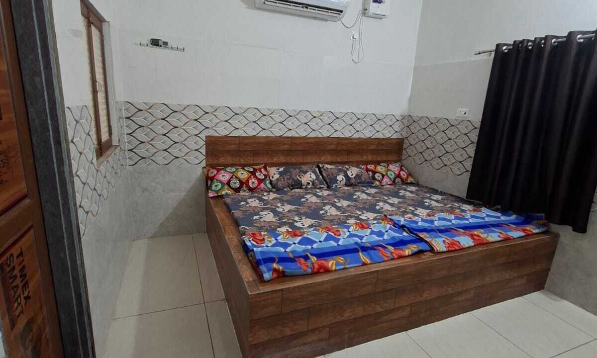 Photo of Bedroom in Toda Bhim