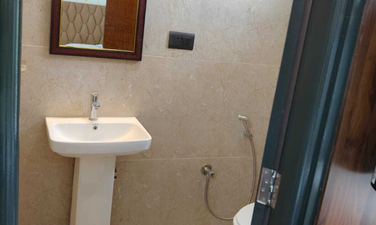 Photo of Bathroom in Palm Meadows