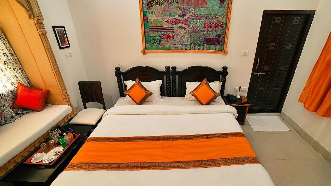 Photo of Bedroom in Amar Sagar Pol