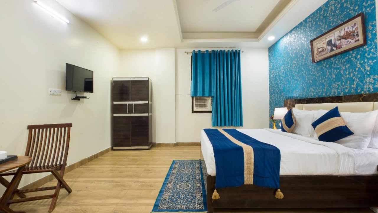 Photo of Bedroom in Mahipalpur Extension