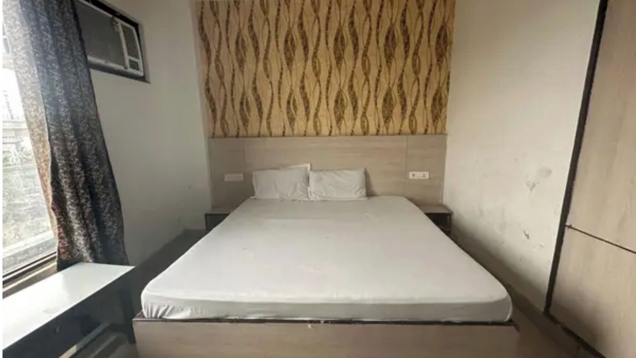 Photo of Bedroom in Azadpur