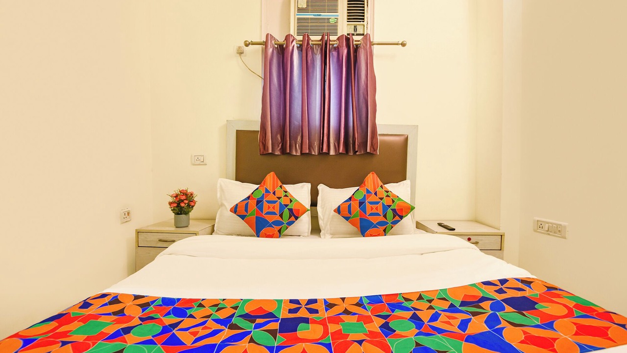Photo of Bedroom in Karol Bagh