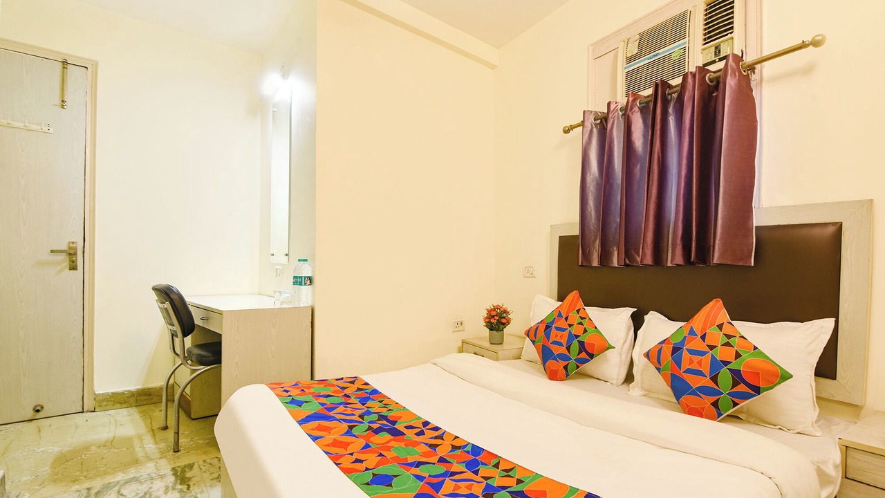 Photo of Bedroom in Karol Bagh