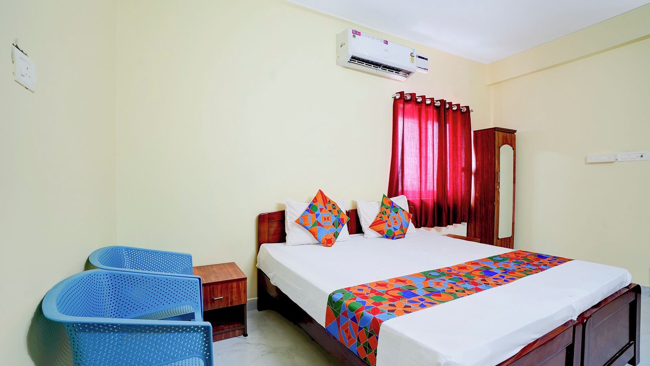 Photo of Bedroom in Kelambakkam