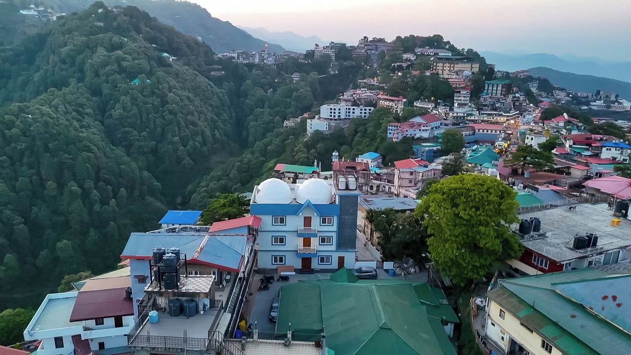 Photo of Outdoor in The Mall Road