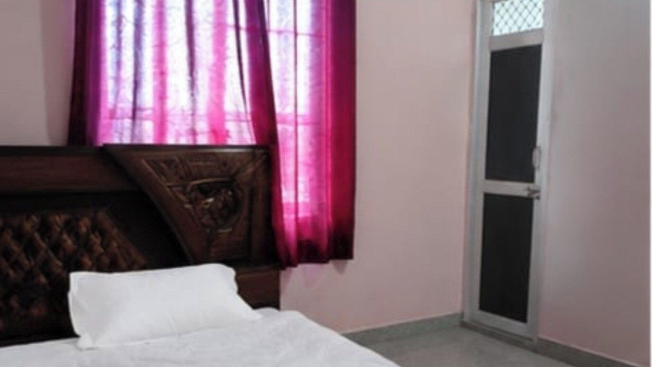 Photo of Bedroom in Salasar