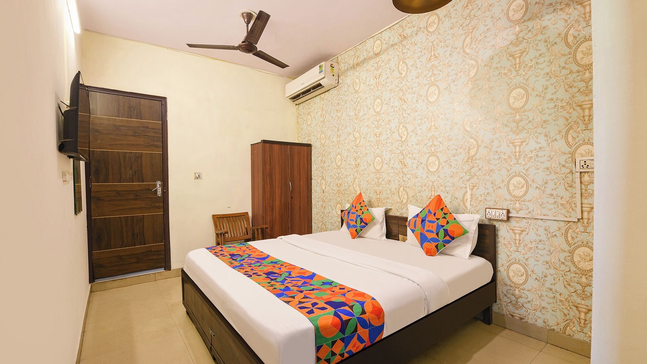 Photo of Bedroom in East of Kailash
