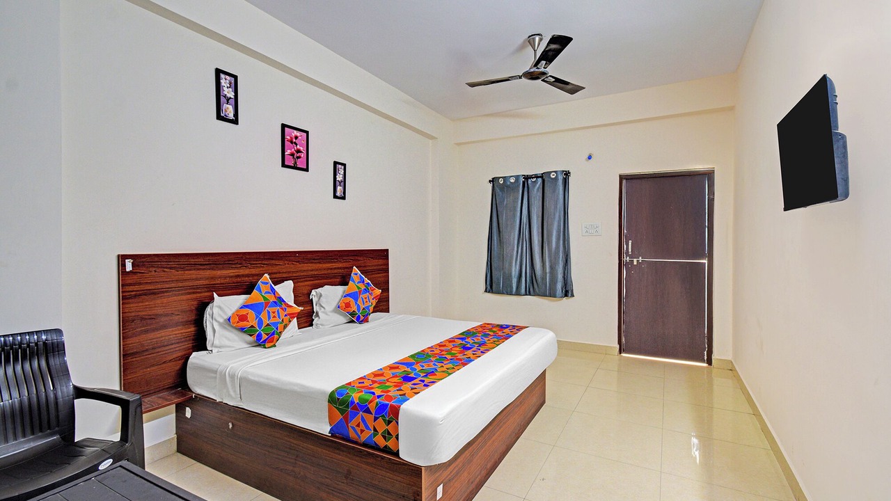 Photo of Bedroom in Ameerpet