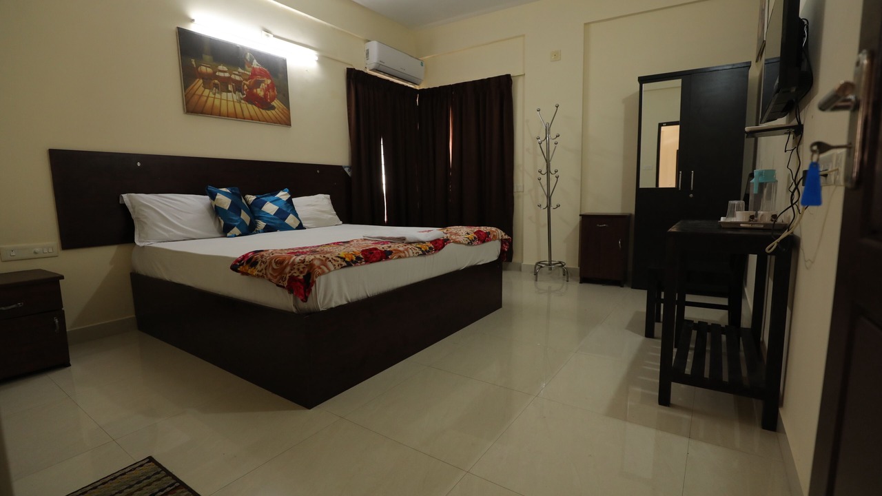Photo of Bedroom in Thiruvananthapuram
