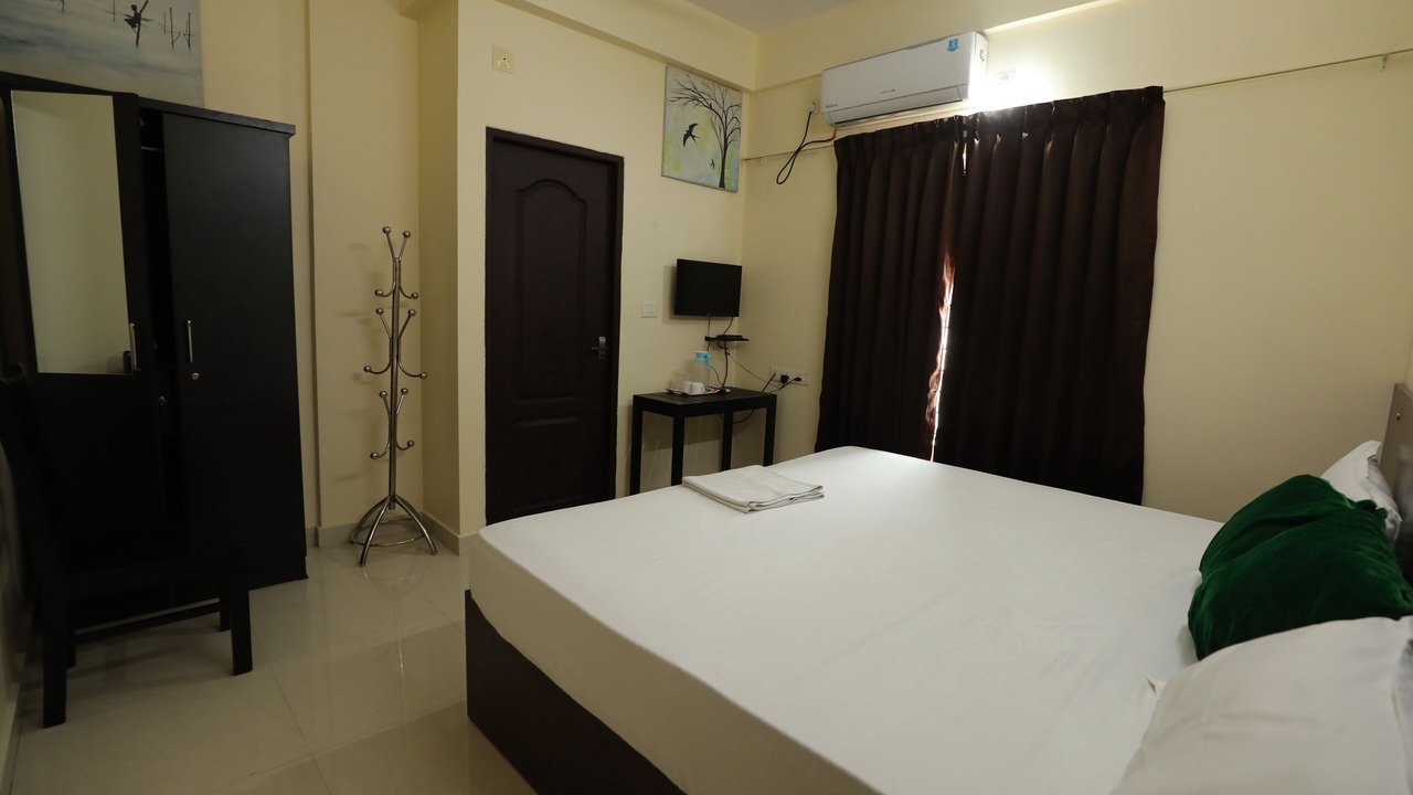 Photo of Bedroom in Thiruvananthapuram