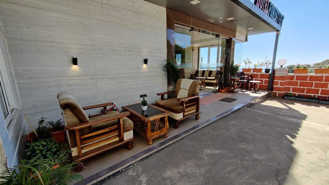 Photo of Patio Balcony in Mahabaleshwar