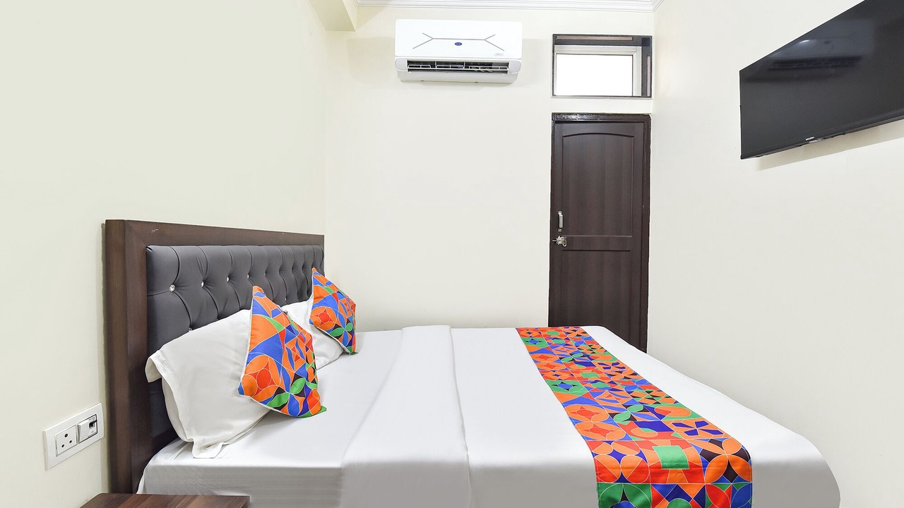 Photo of Bedroom in Malviya Nagar