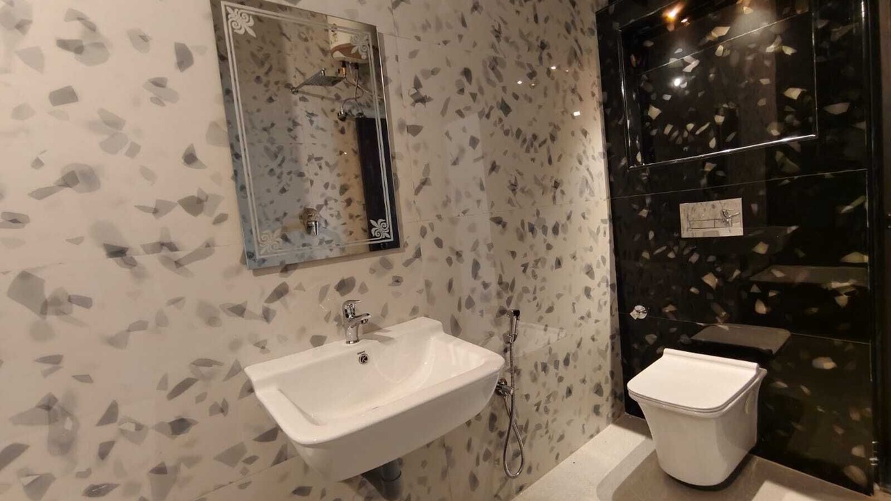 Photo of Bathroom in Heritage Town