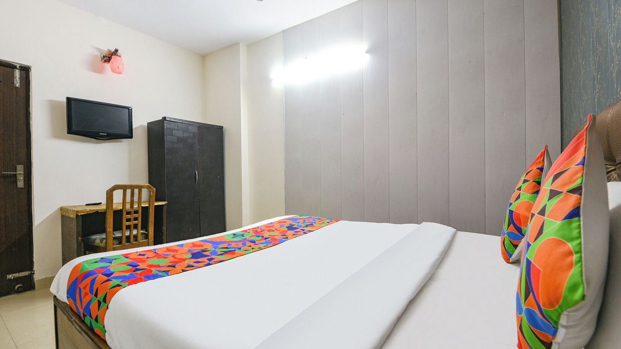 Photo of Bedroom in Govindpuri