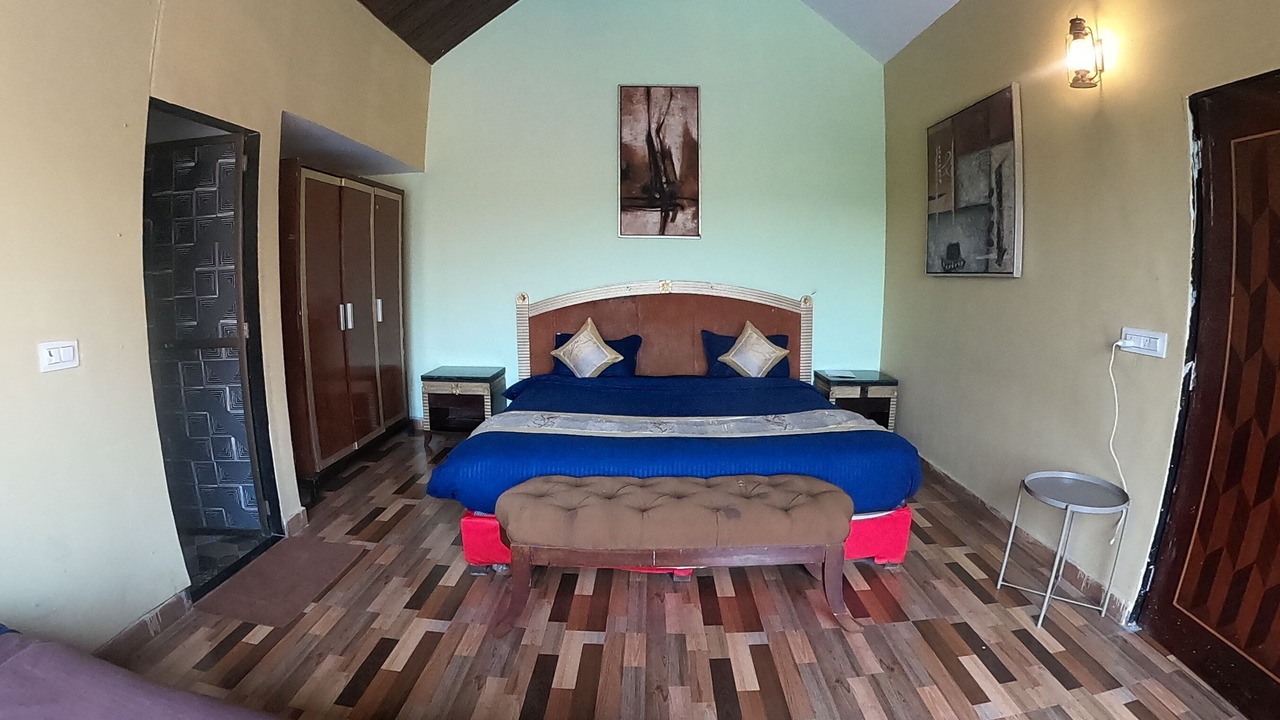 Photo of Bedroom in Aarey Colony
