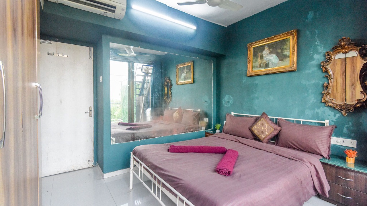 Photo of Bedroom in Aarey Colony