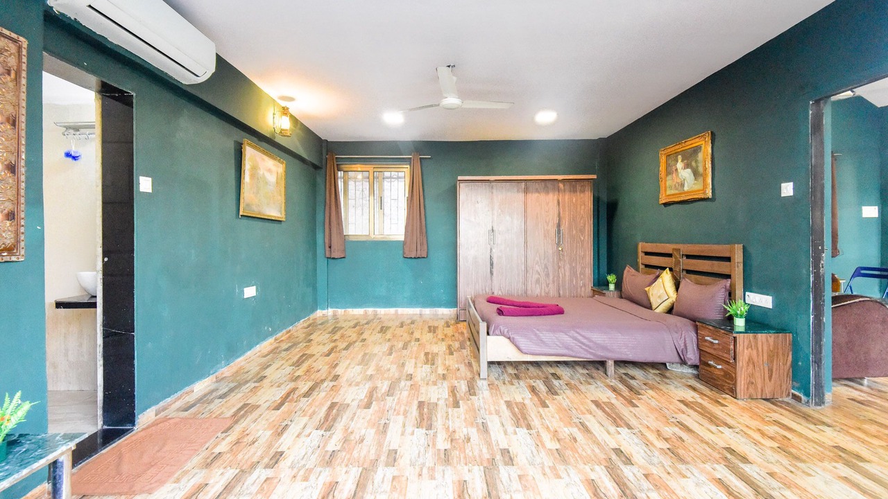 Photo of Bedroom in Aarey Colony