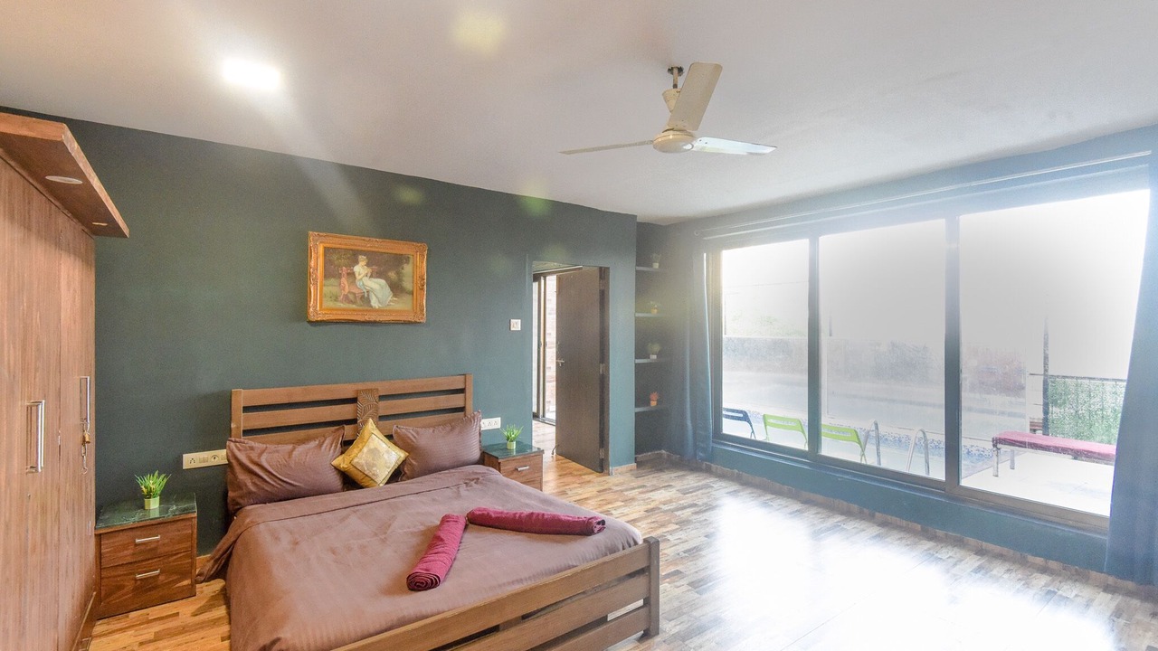 Photo of Bedroom in Aarey Colony