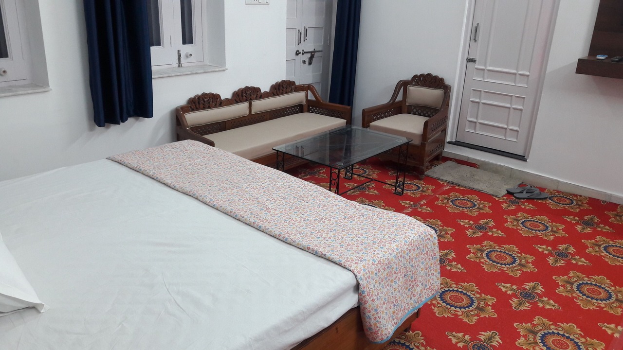 Photo of Bedroom in Gulab Sagar