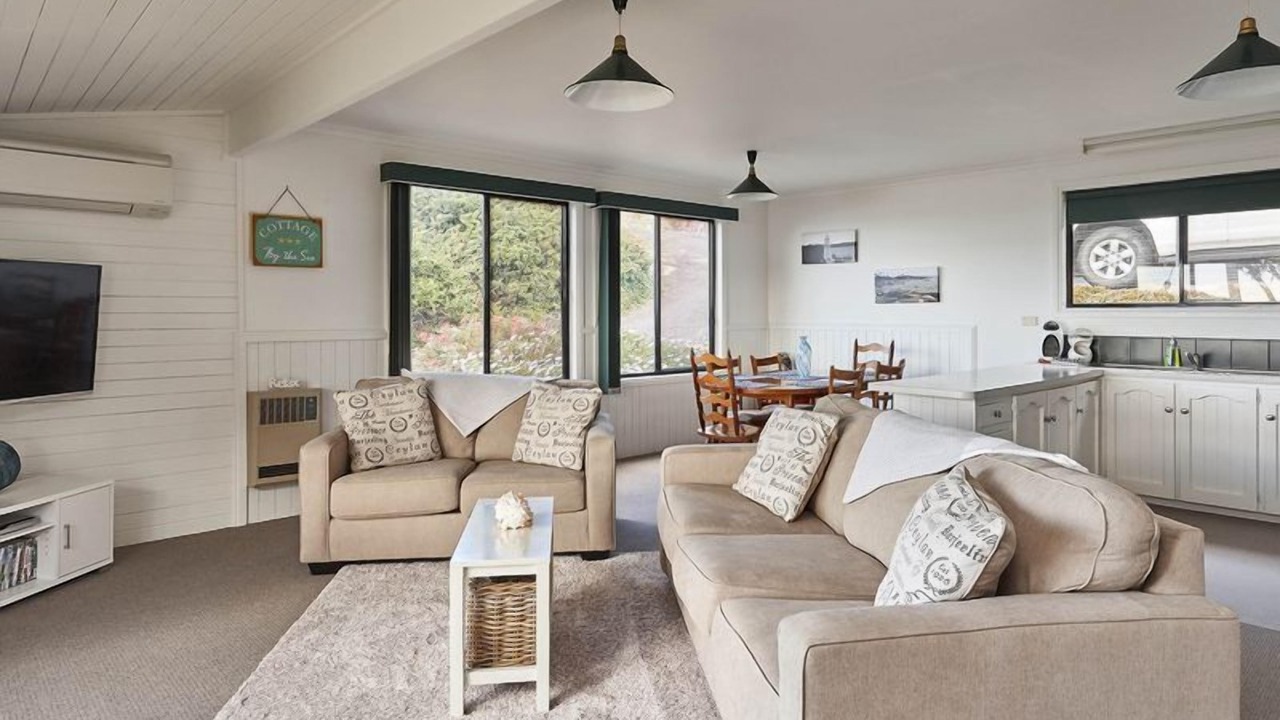 Photo of Livingroom in Binalong Bay
