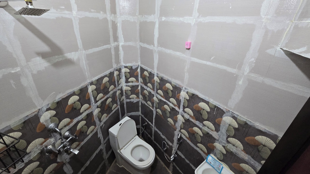 Photo of Bathroom in Tonk Road