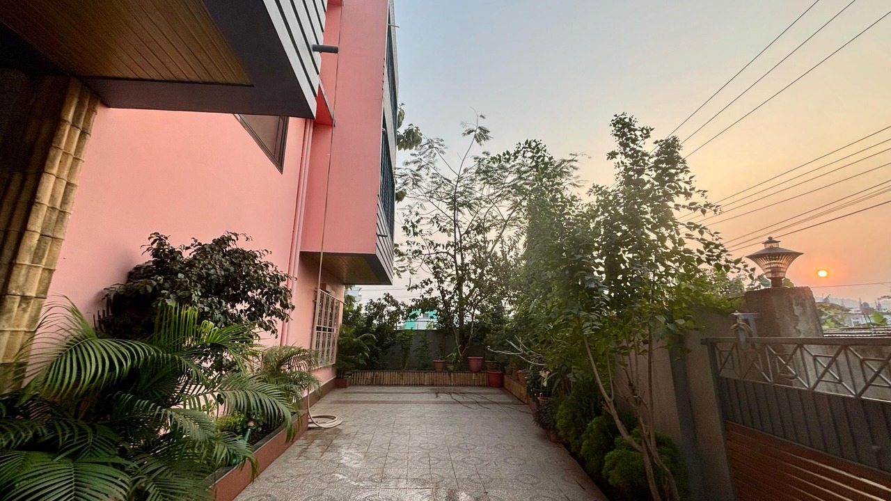 Photo of Outdoor in Sualkuchi