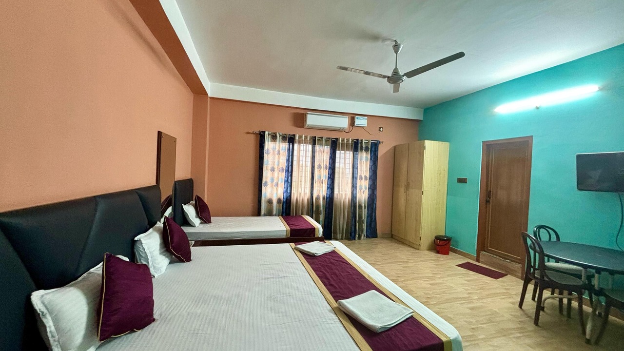 Photo of Bedroom in Sualkuchi