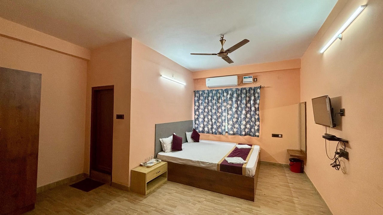 Photo of Bedroom in Sualkuchi
