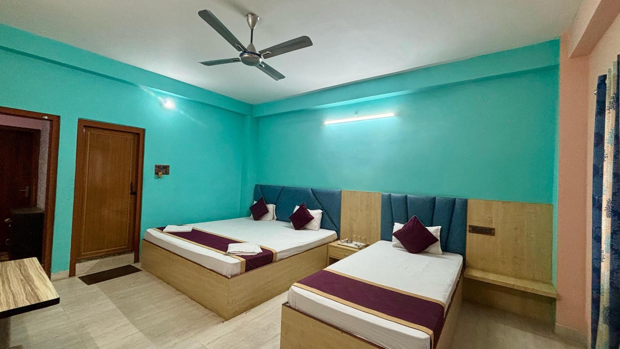 Photo of Bedroom in Sualkuchi