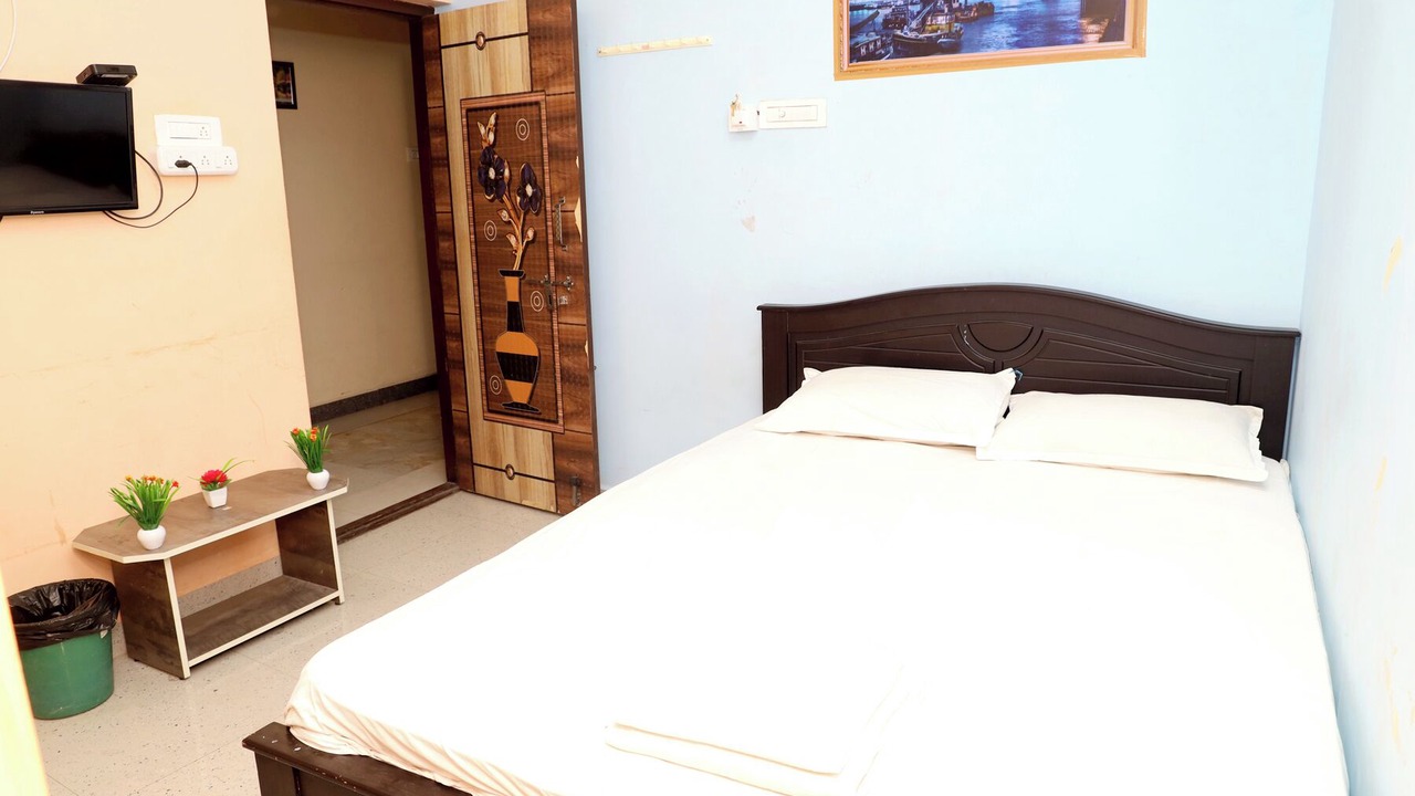 Photo of Bedroom in Tiruvannamalai