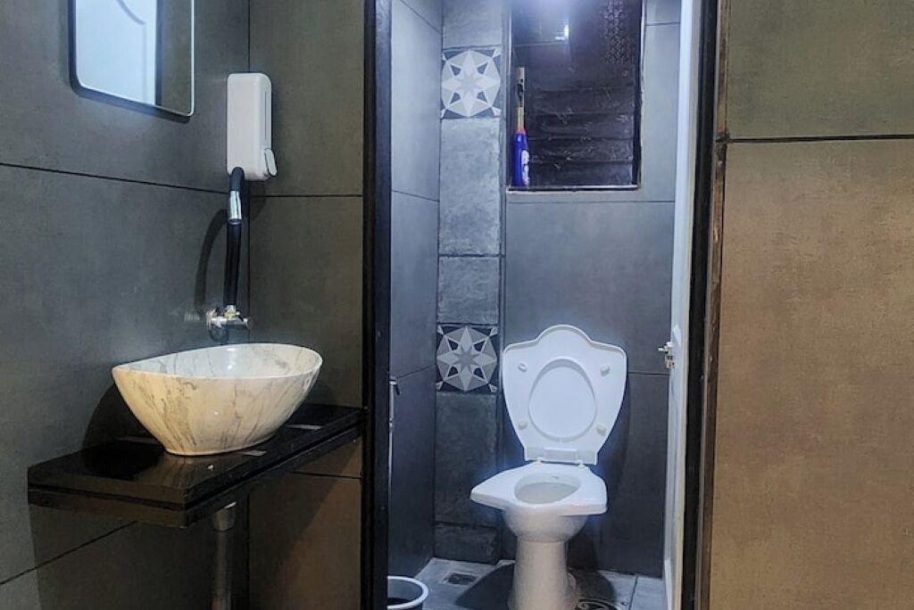 Photo of Bathroom in Ratnagiri