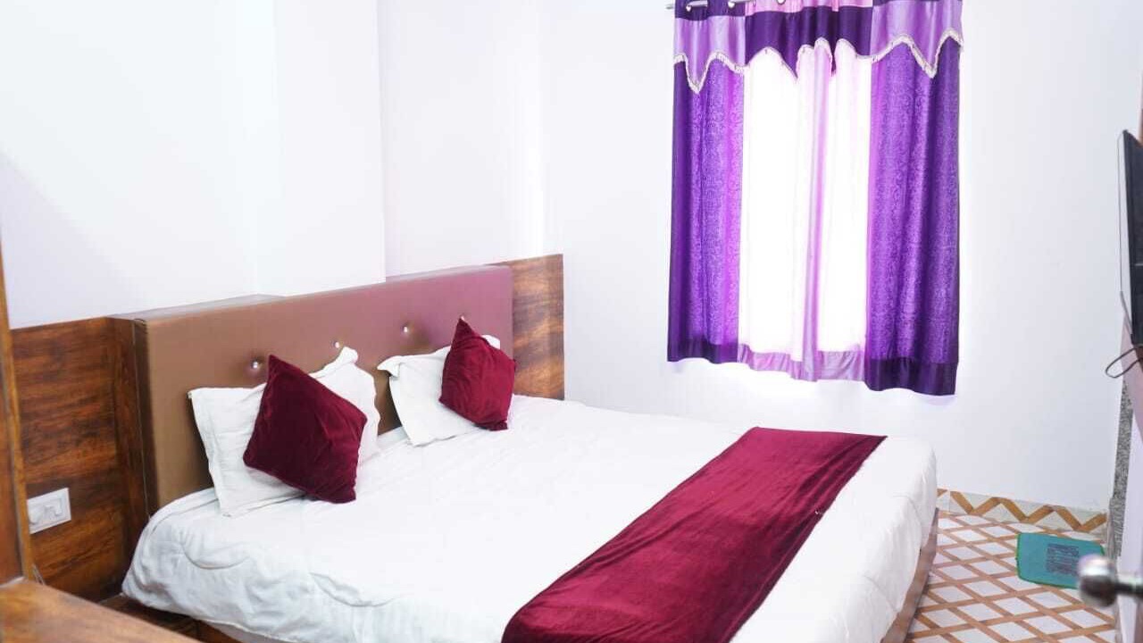 Photo of Bedroom in Central Area