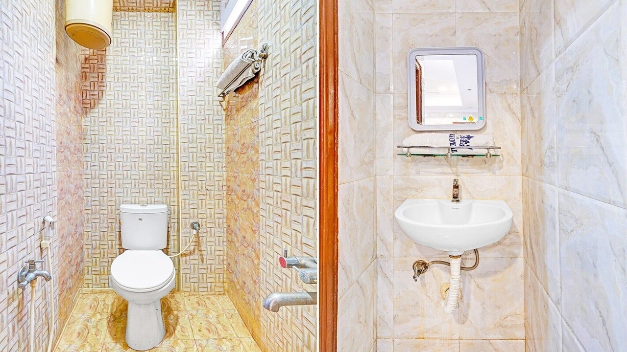 Photo of Bathroom in Triplicane