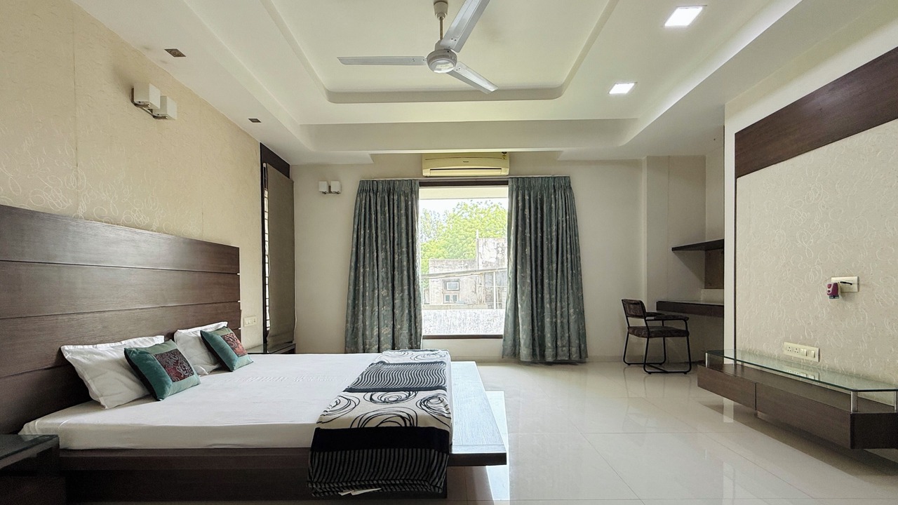 Photo of Bedroom in Vastrapur