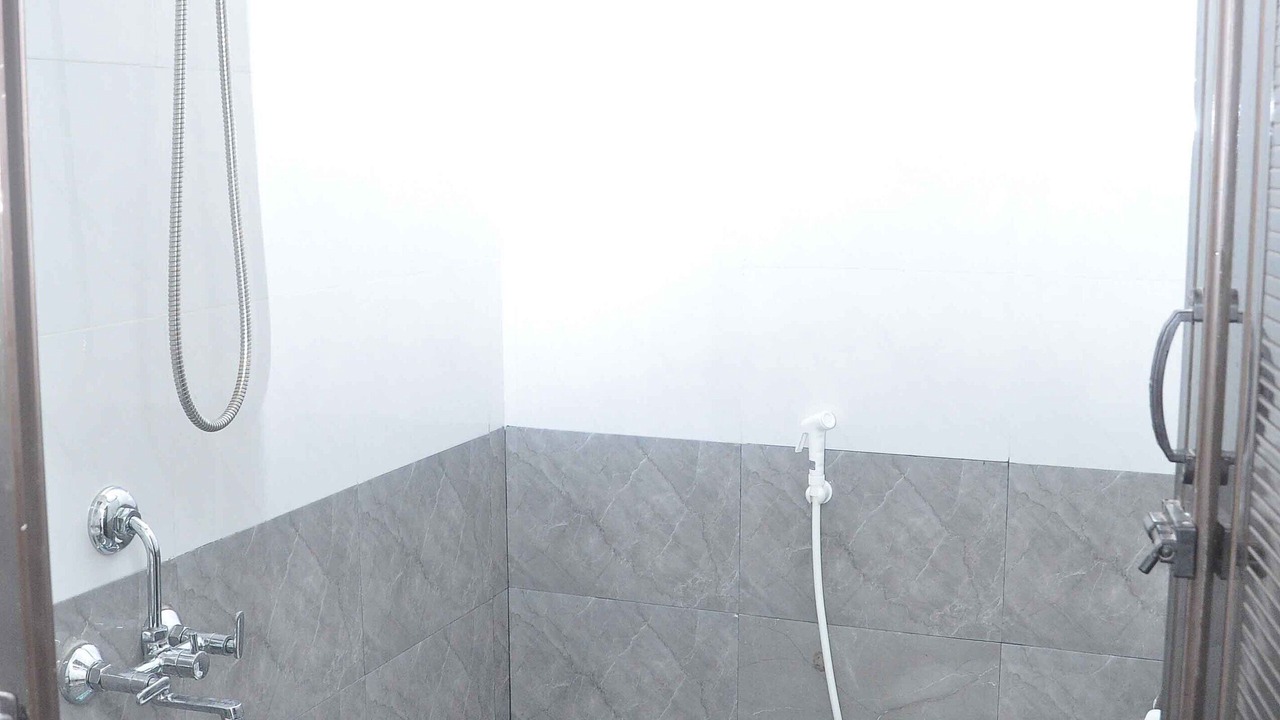 Photo of Bathroom in Kumbakonam