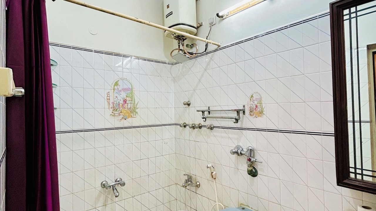Photo of Bathroom in Koramangala 4th Block