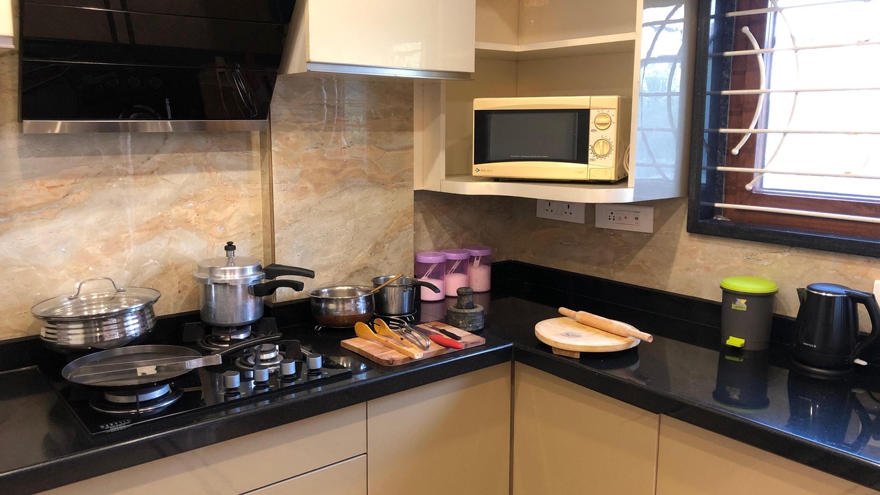Photo of Kitchen in HBR Layout